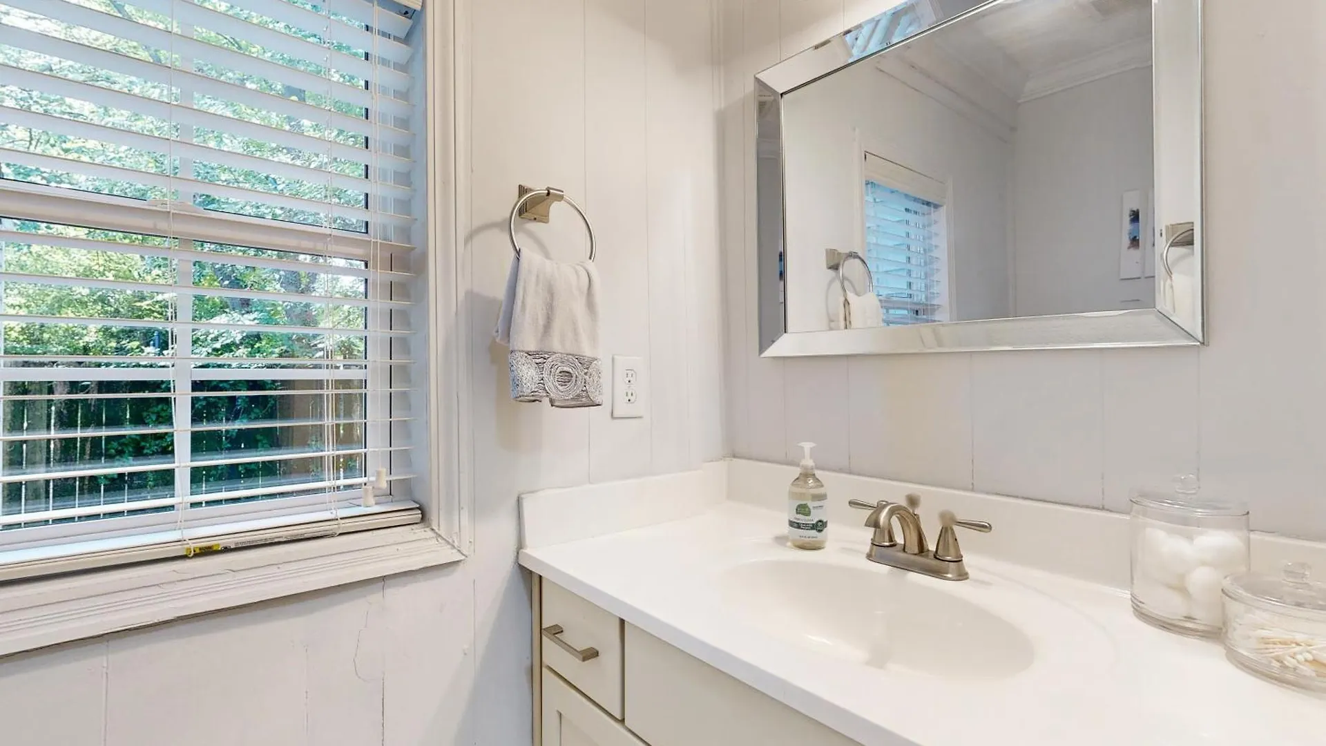 Holiday home Southern Comfort Retreat Charlotte